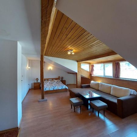 Vasi Apartments 도브리니쉬트 외부 사진